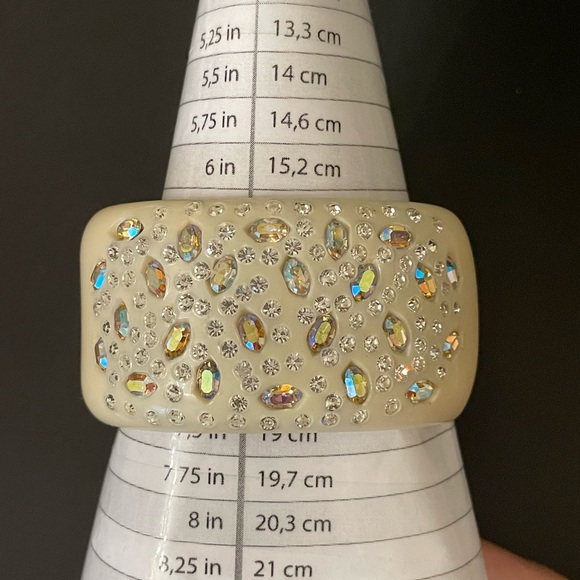 Weiss Lucite Clamper - Picture 9 of 10